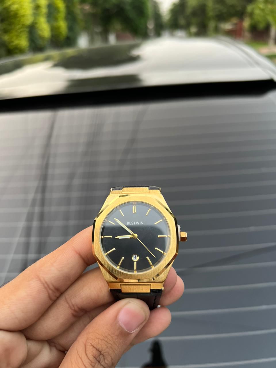BESTWIN GOLD  OCTAGONAL CASE FOR MEN